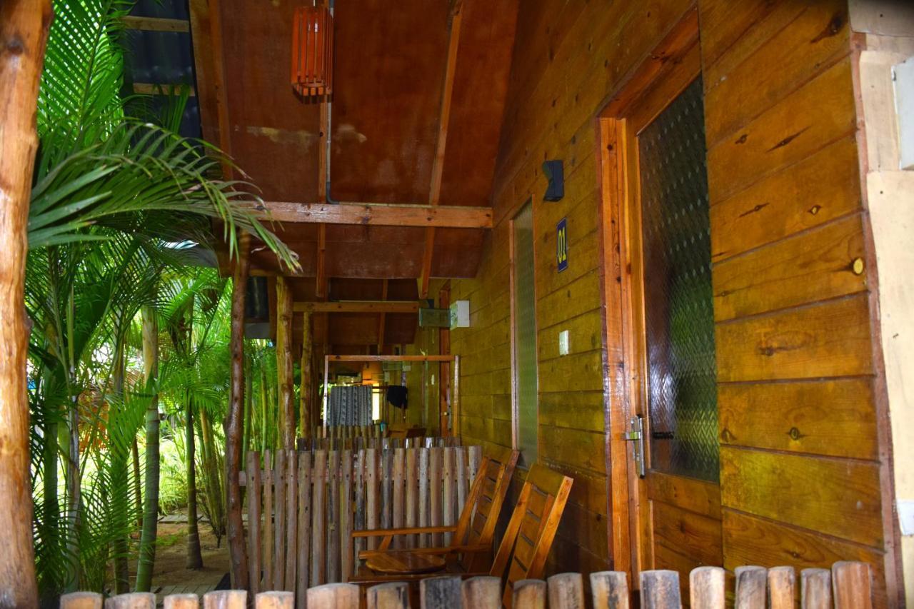 Vila Sasvi Cabana Trincomalee Exteriér fotografie